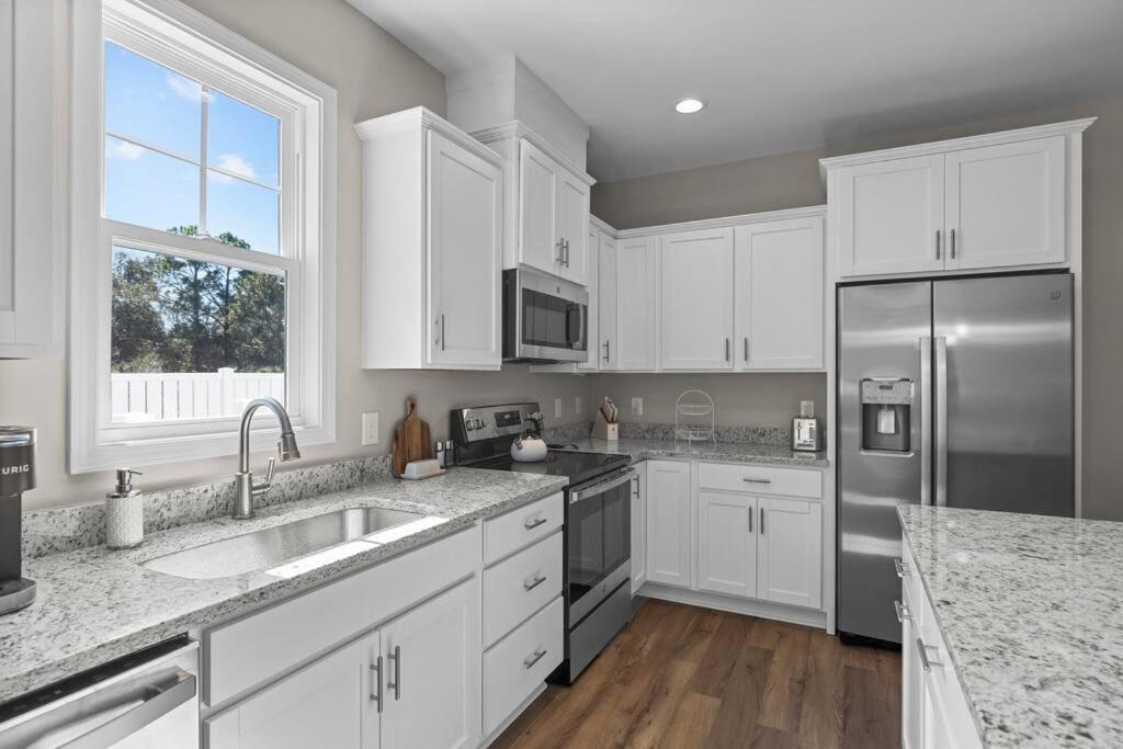 Beau Coast Getaway Villa Beaufort Luaran gambar